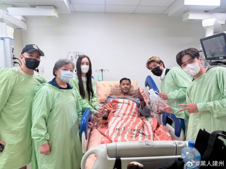 黑人陈建州:急性心肌梗塞在鬼门关了走一遭 希望大家多保重身体 黑人陈建州:急性心肌梗塞在鬼门关了走一遭 希望大家多保重身体